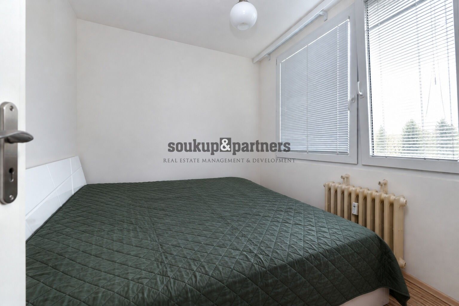 Byt 2+kk · 34 m² · Červenkova  , Praha - 4