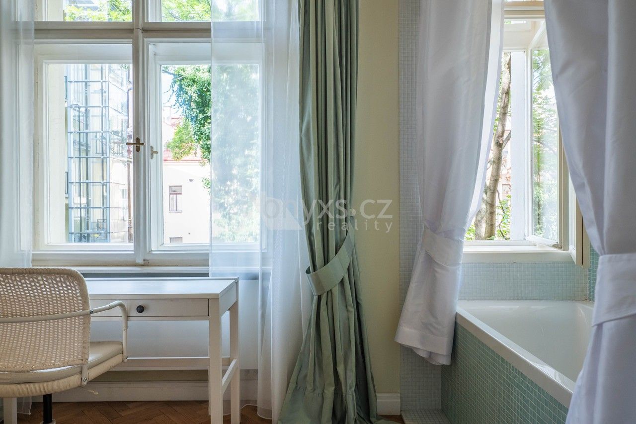 Prodej byt 3+1 - Dienzenhoferovy sady, Praha, 124 m² - 5