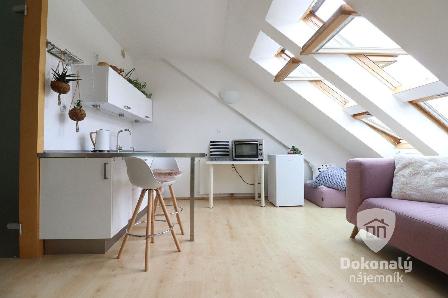 Pronájem byt 1+kk - Praha - Libeň, okres Praha 8, Hlavní město Praha, 45 m² - 5