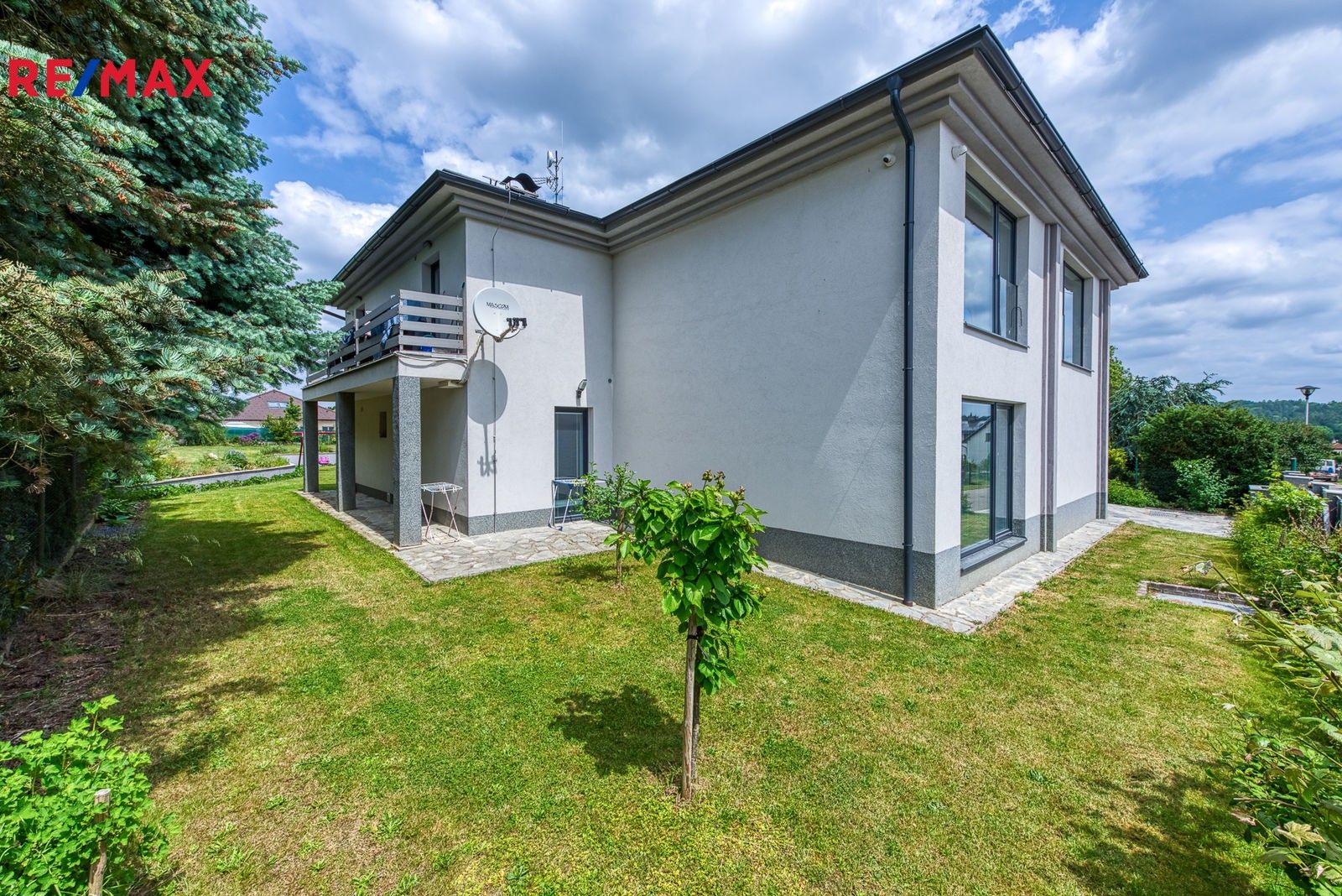 Prodej rodinný dům - Na Dlaskově, Velké Popovice, 456 m²