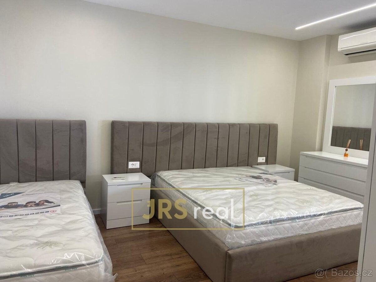 Prodej byt - 987 66, Zahraničí