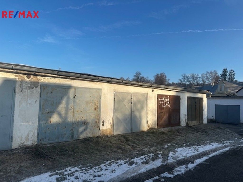 Garáže, Kaplice, 20 m²