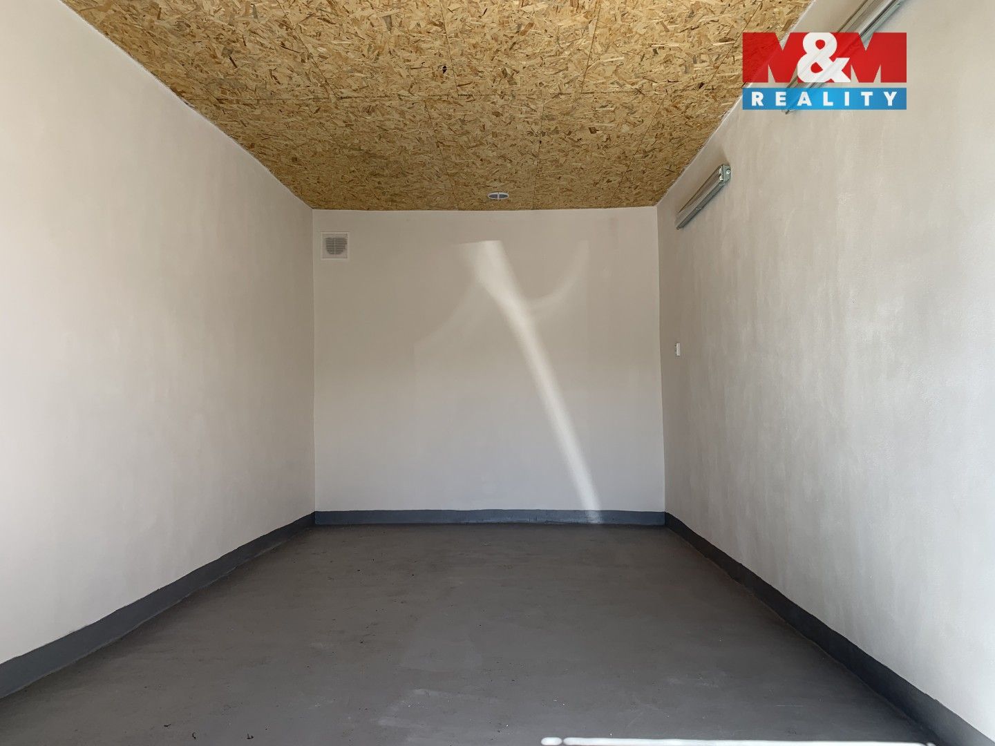 Pronájem garáž - Bartošova, Ostrava, 20 m²