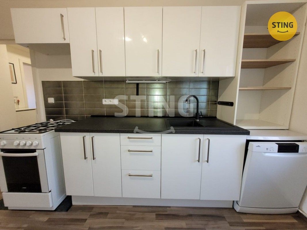 Byty, Ostrava, 700 30