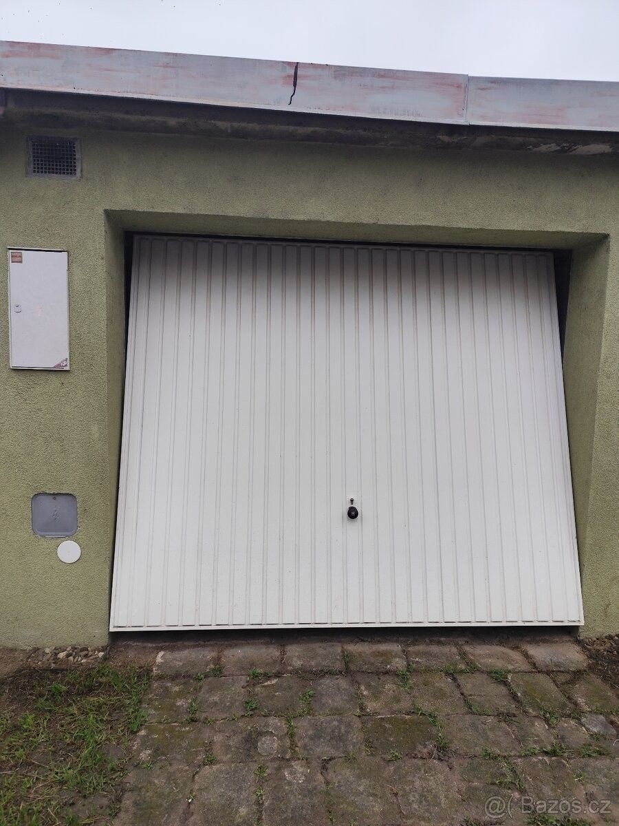 Garáže, Kyjov, 697 01