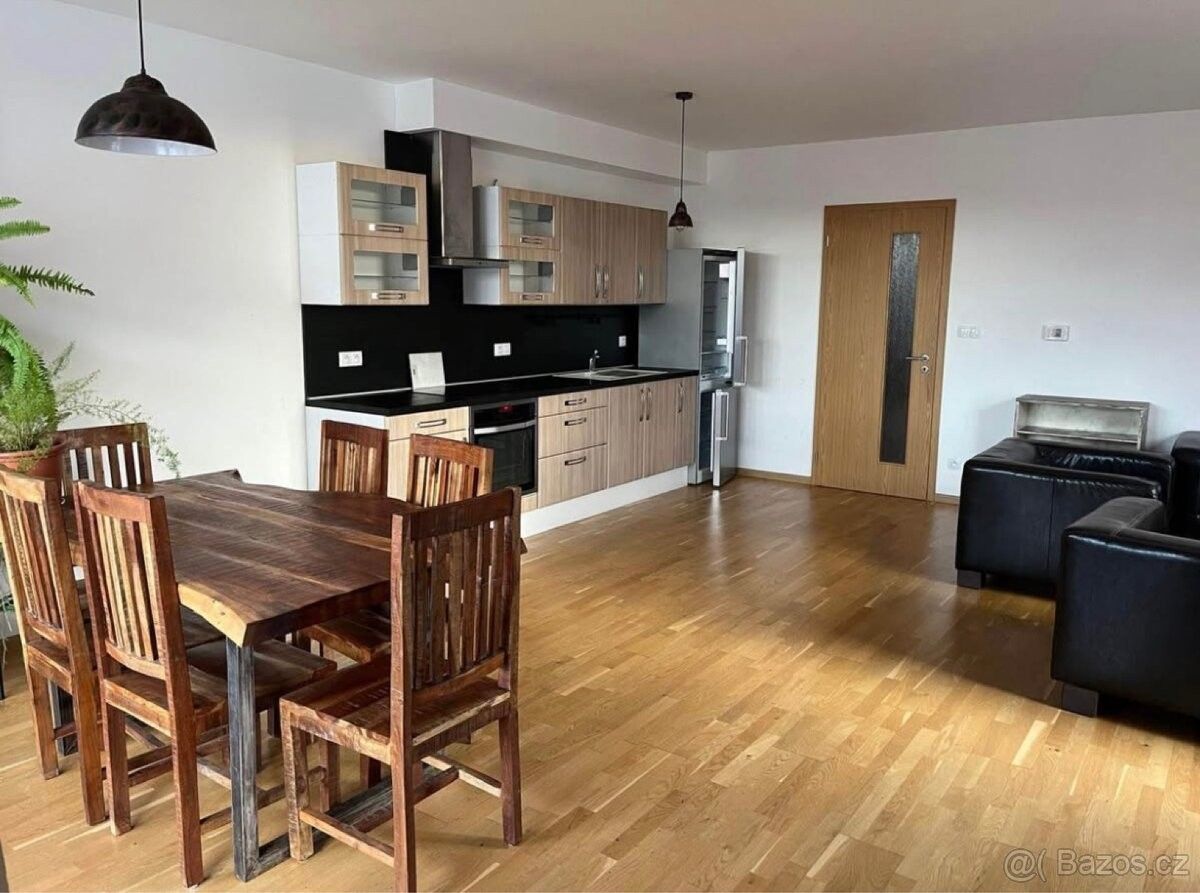 Pronájem byt - Praha, 130 00