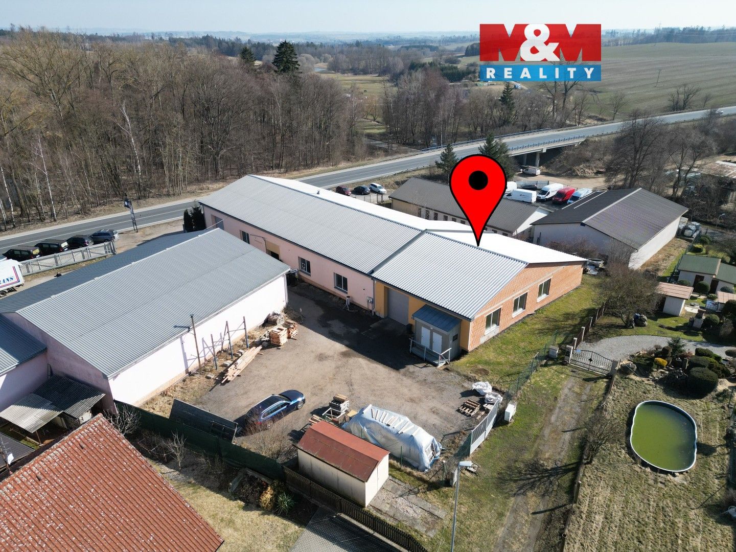 Sklady, Štoky, 240 m²