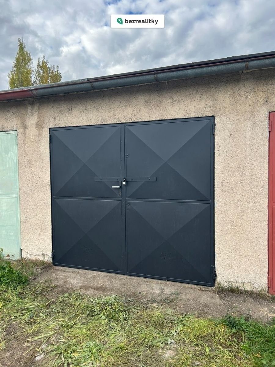 Garáže, Mladá Boleslav, 18 m²