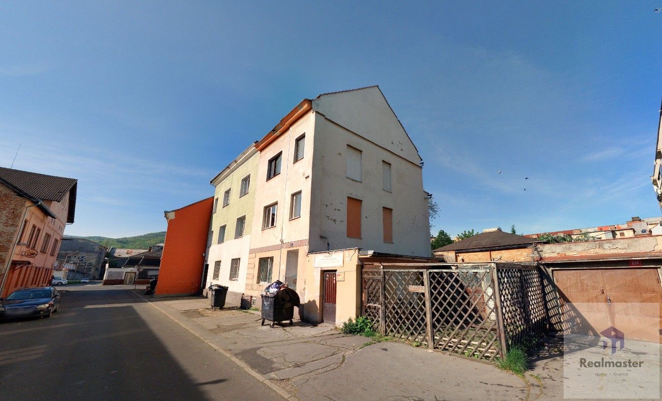 Činžovní domy, Družstevní, Ústí nad Labem, 240 m²