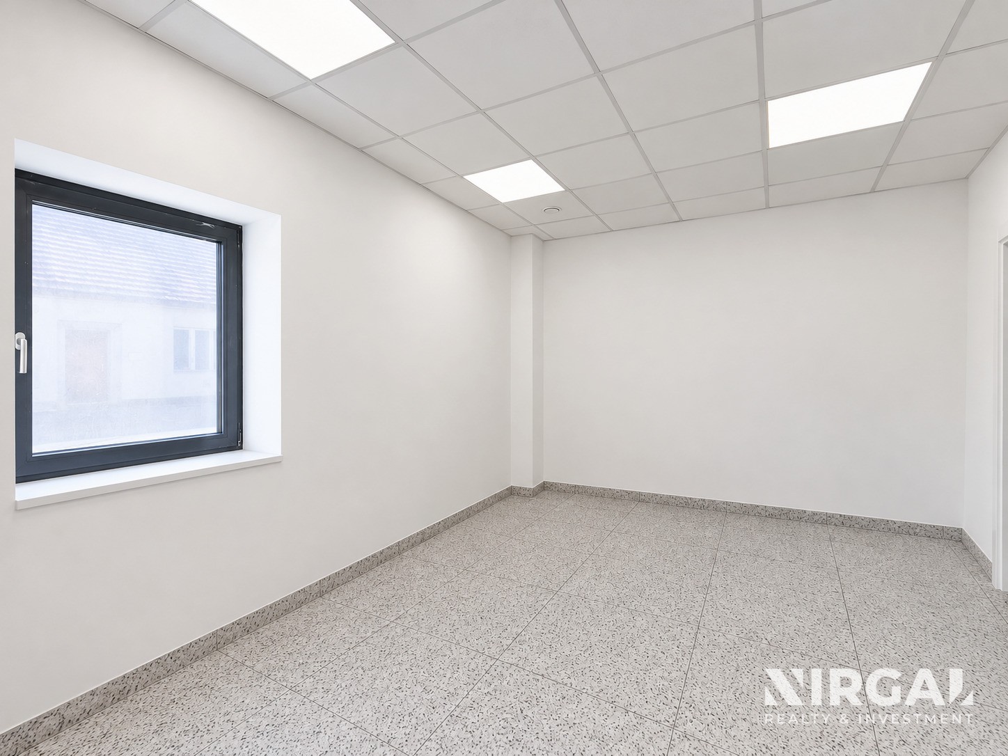 Ostatní, U starého mlýna, Praha, 47 m² - 1