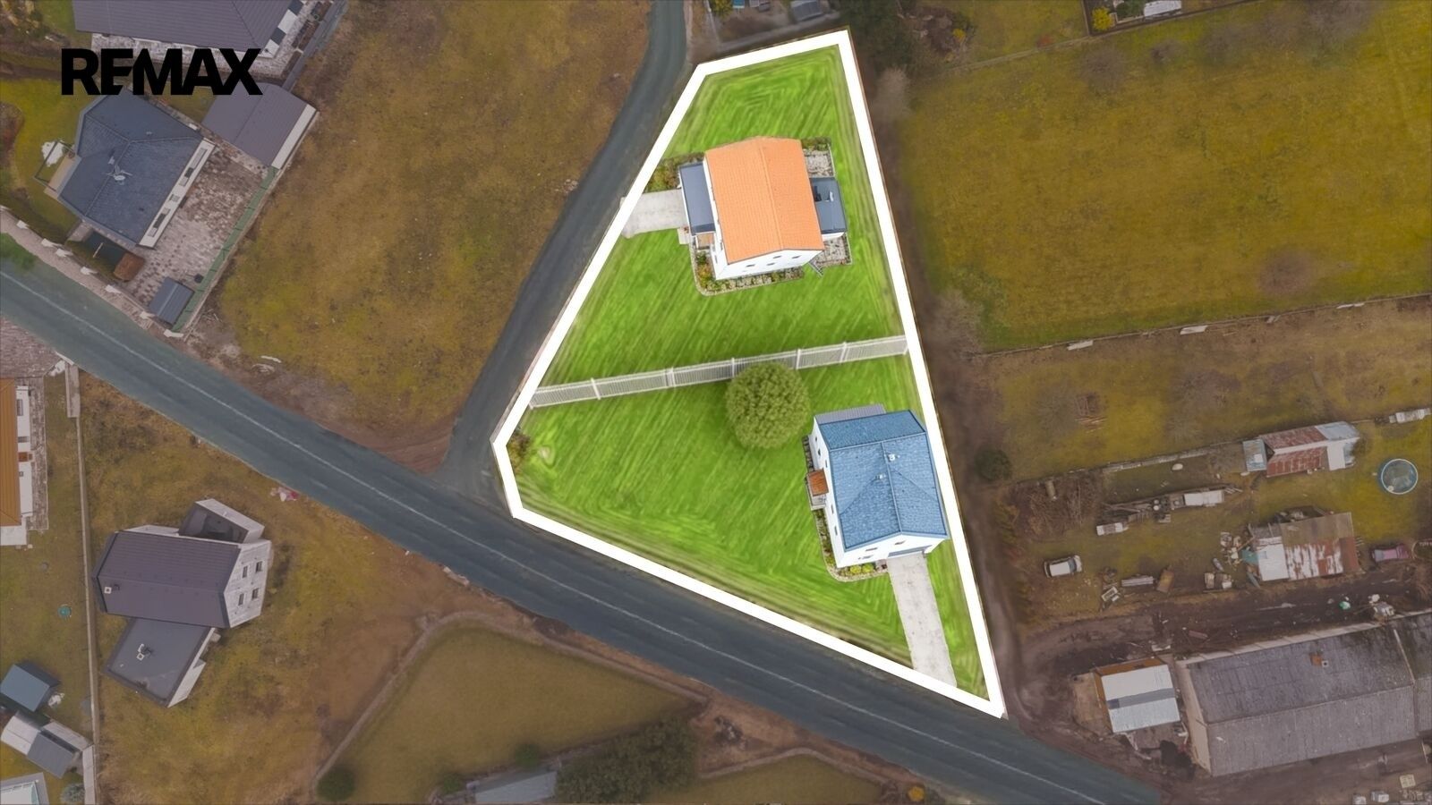 Komerční pozemek, 1 063 m²