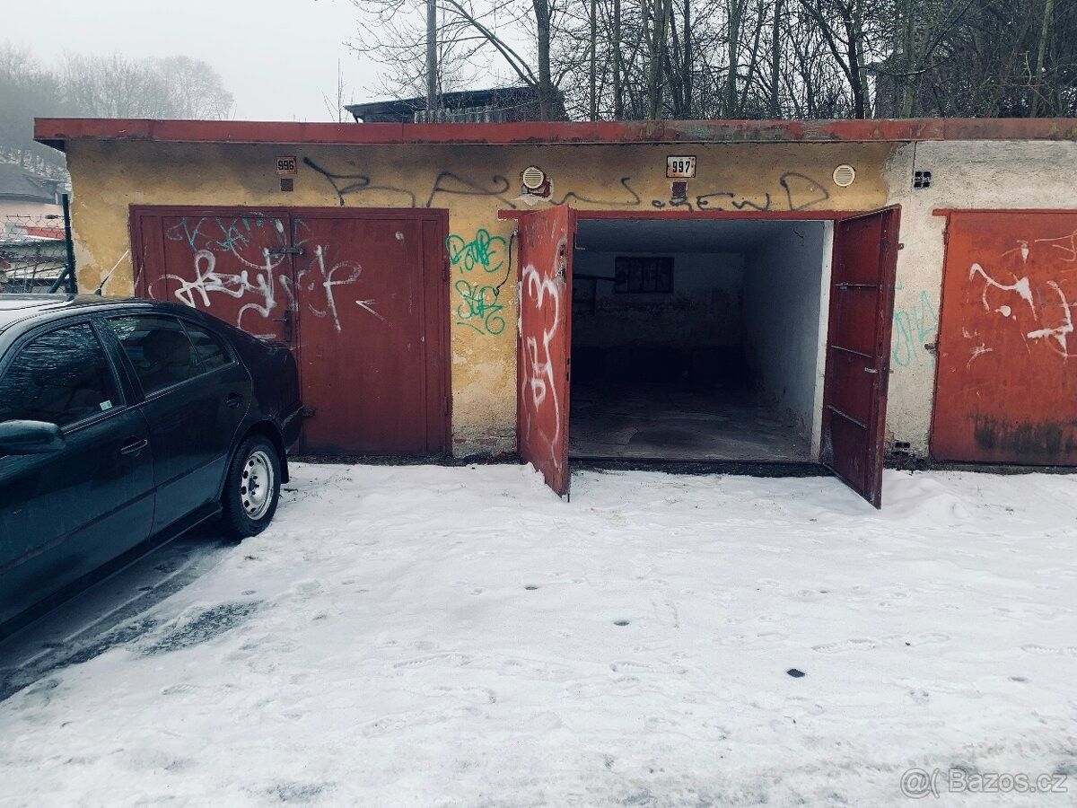 Garáže, Jihlava, 586 01