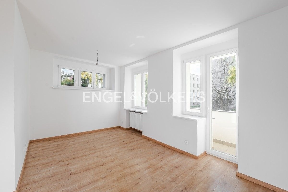Pronájem byt 3+kk - Nad Kajetánkou, Praha, 79 m²