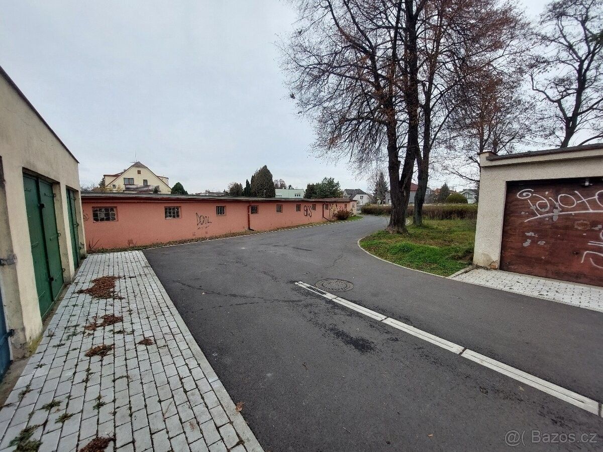 Prodej garáž - Praha, 190 00