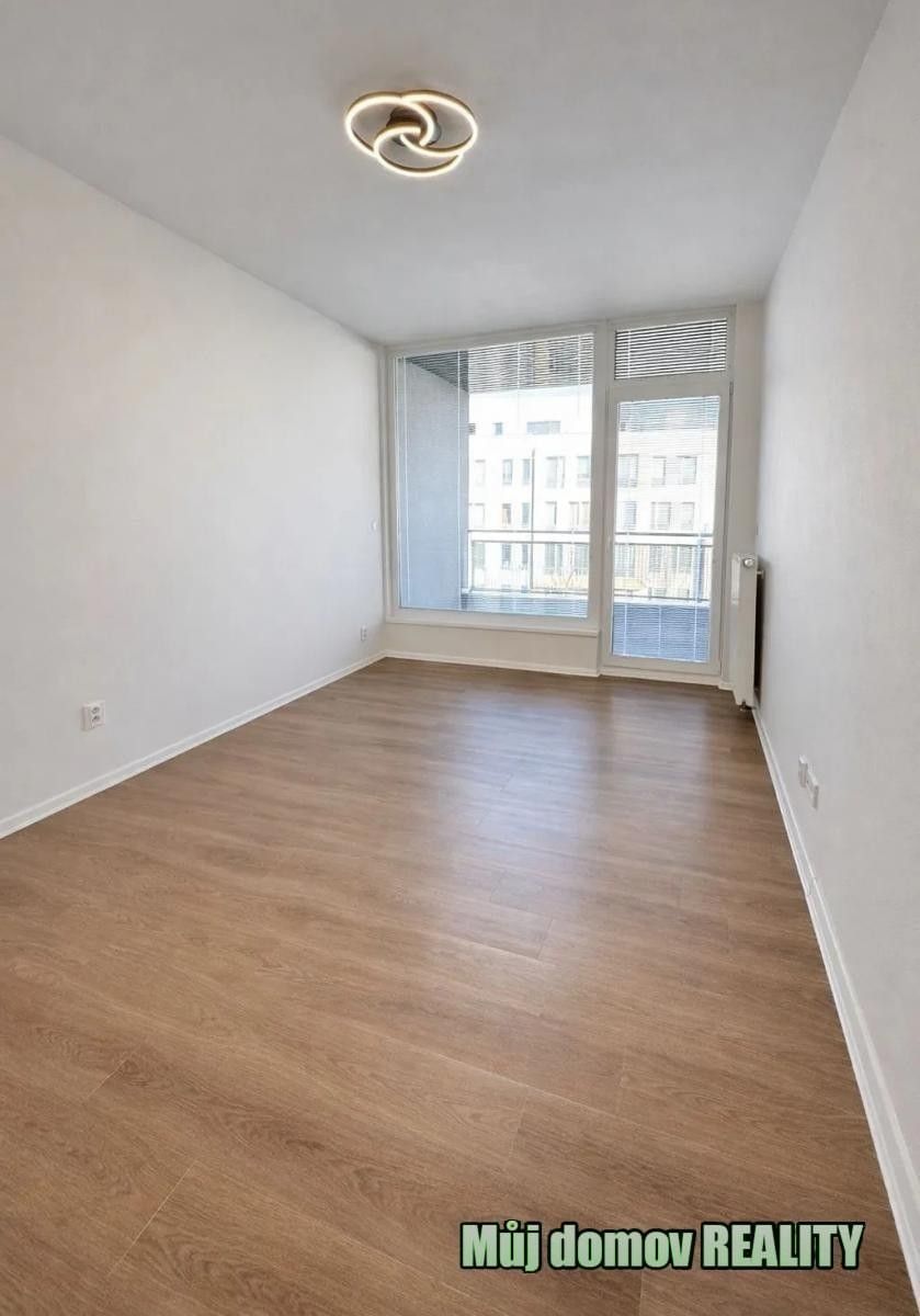 3+kk, Raichlova, Praha, 92 m² - 2