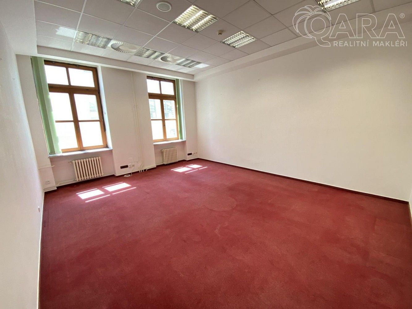 Kancelář, 111 m²