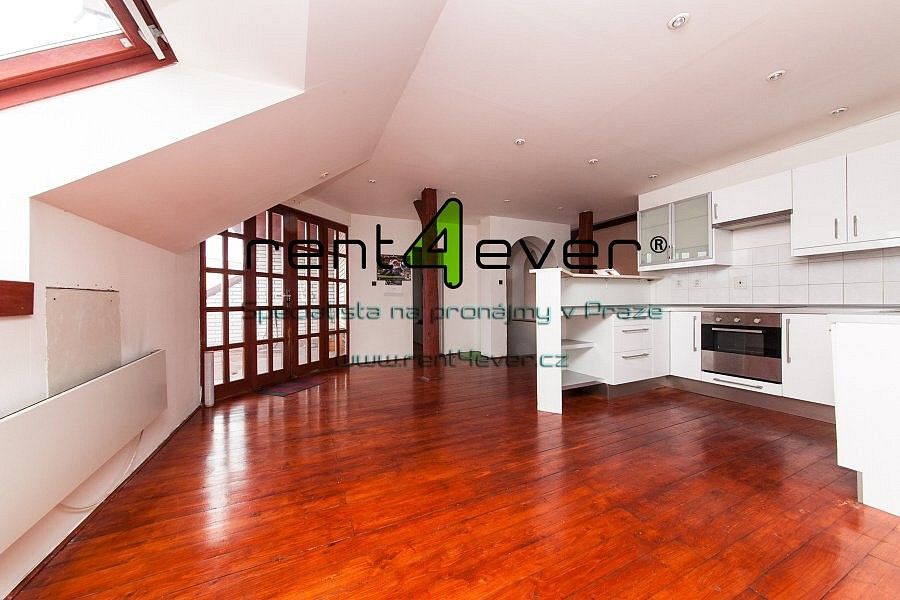 Byt 3+kk, 150 m²