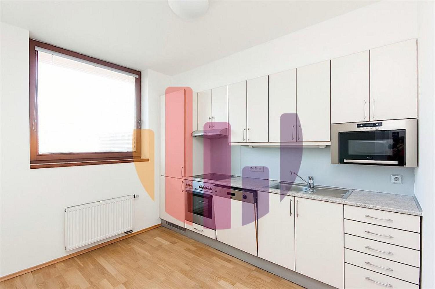 Kancelář · 70 m² · Praha - Smíchov, okres Praha 5, Hlavní město Praha - 4