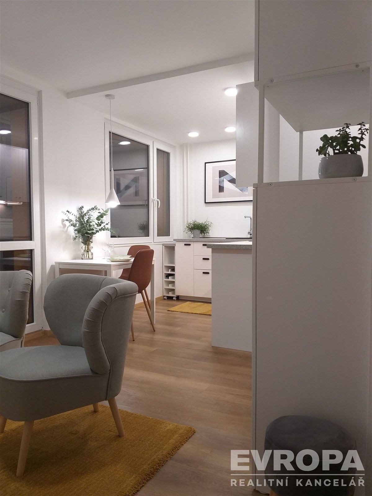 Prodej byt 1+kk - Palackého třída, Pardubice, 38 m²