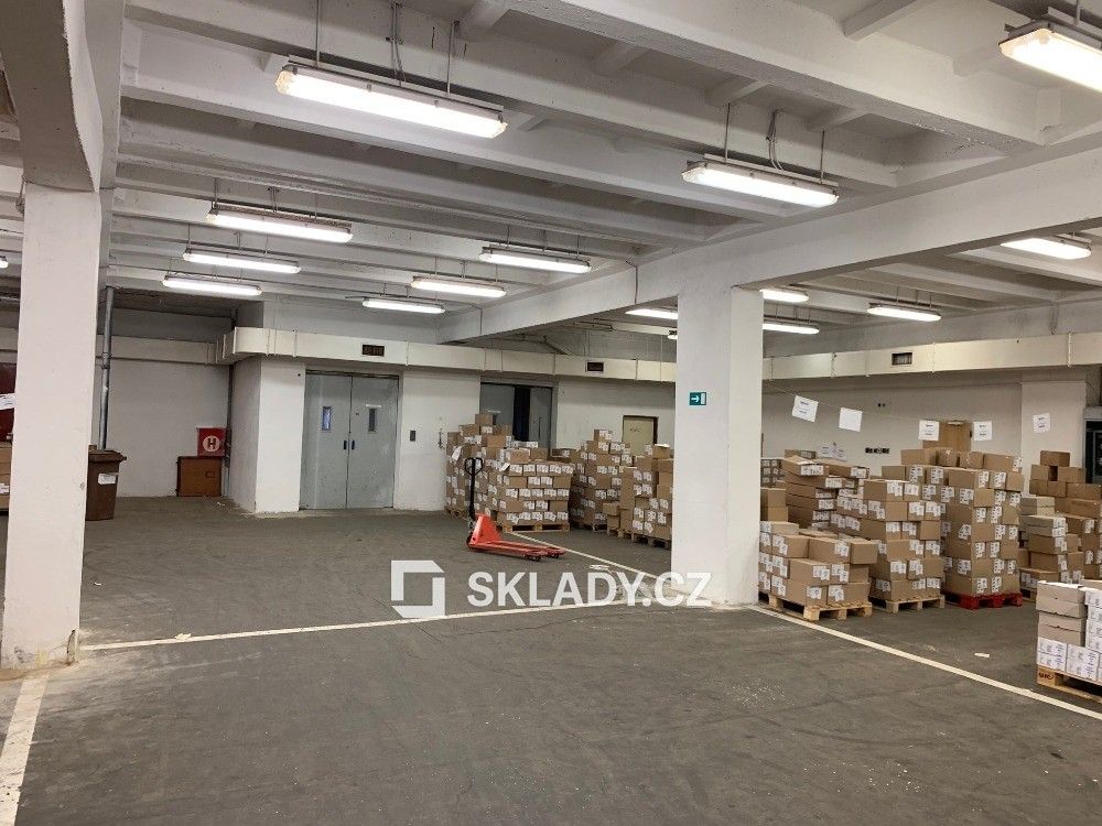 Pronájem sklad - Teplice, 2 m²