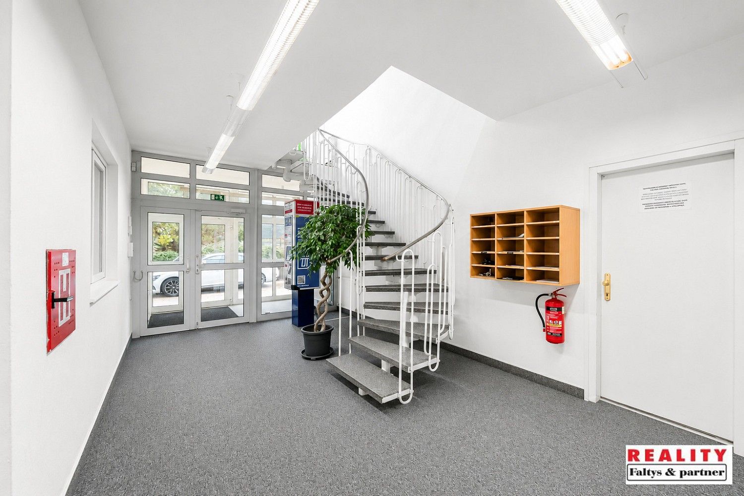 Prodej kancelář - Průhonice, okres Praha-západ, Středočeský kraj, 447 m² - 5