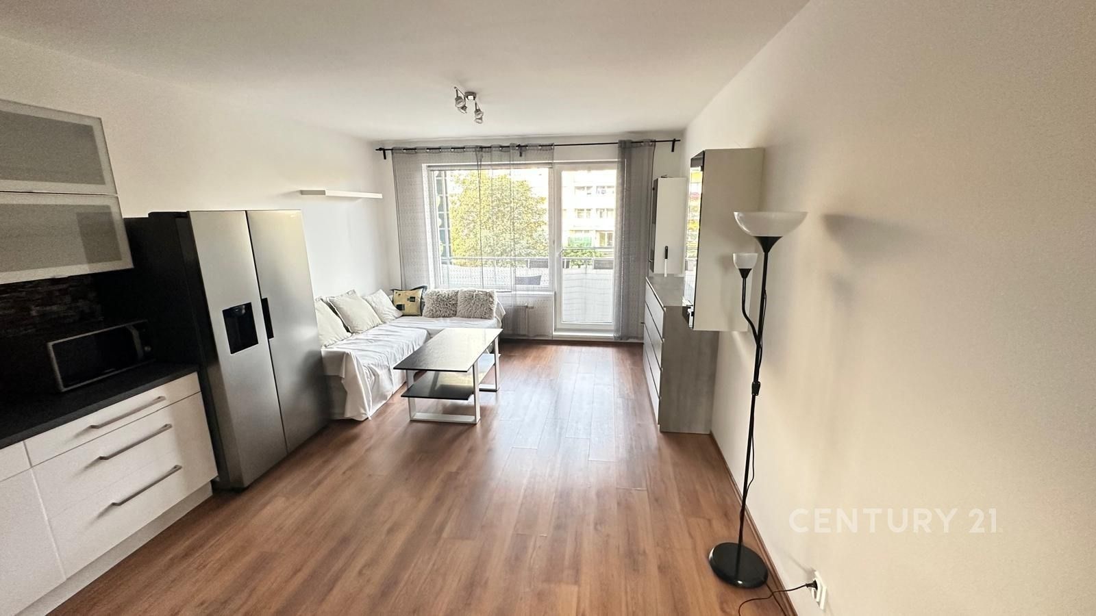 Pronájem byt 2+kk - Hornoměcholupská, Praha, 44 m²