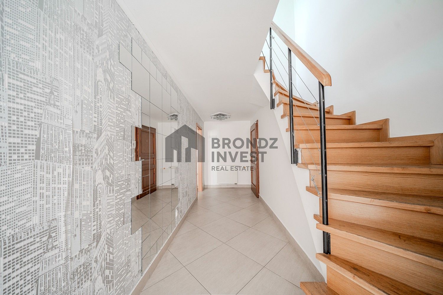 Byt 2+kk · 60 m² · Praha - Smíchov, okres Praha 5, Hlavní město Praha - 4