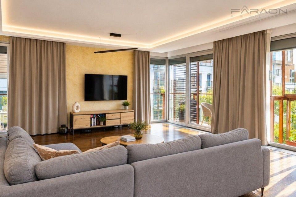 Pronájem byt 2+kk - Korunní, Praha, 89 m² - 5