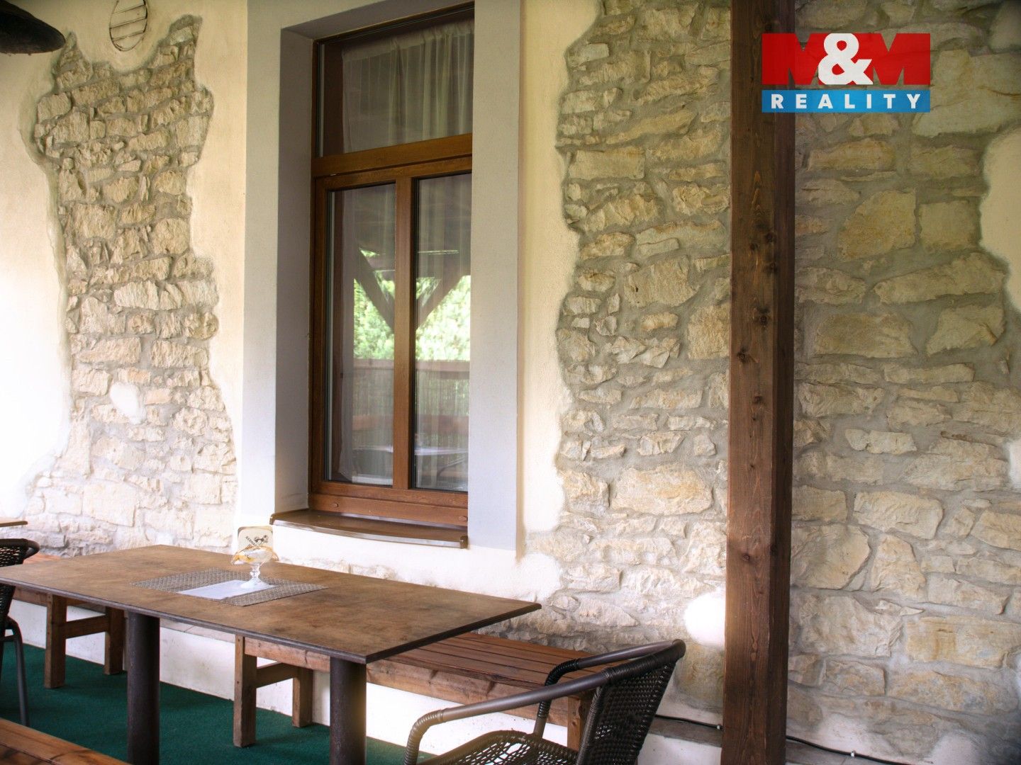 Restaurace · 640 m² · Želízy - 4