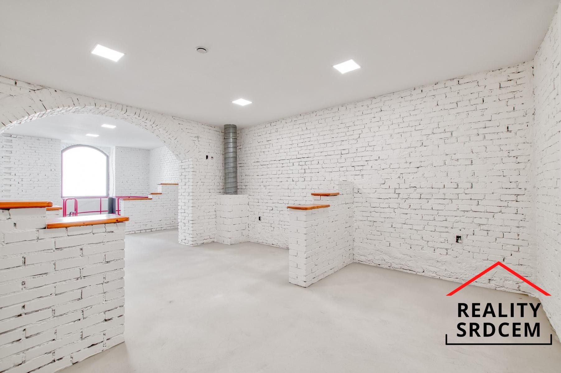 Pronájem kancelář - Pobialova  , Ostrava, 167 m² - 5