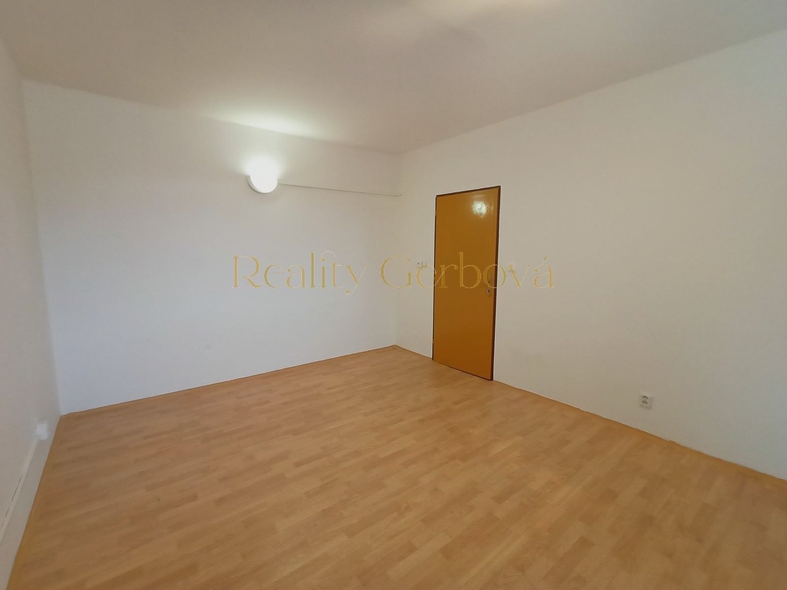Byt 2+1 · 57 m² · Komenského, Studená - 4
