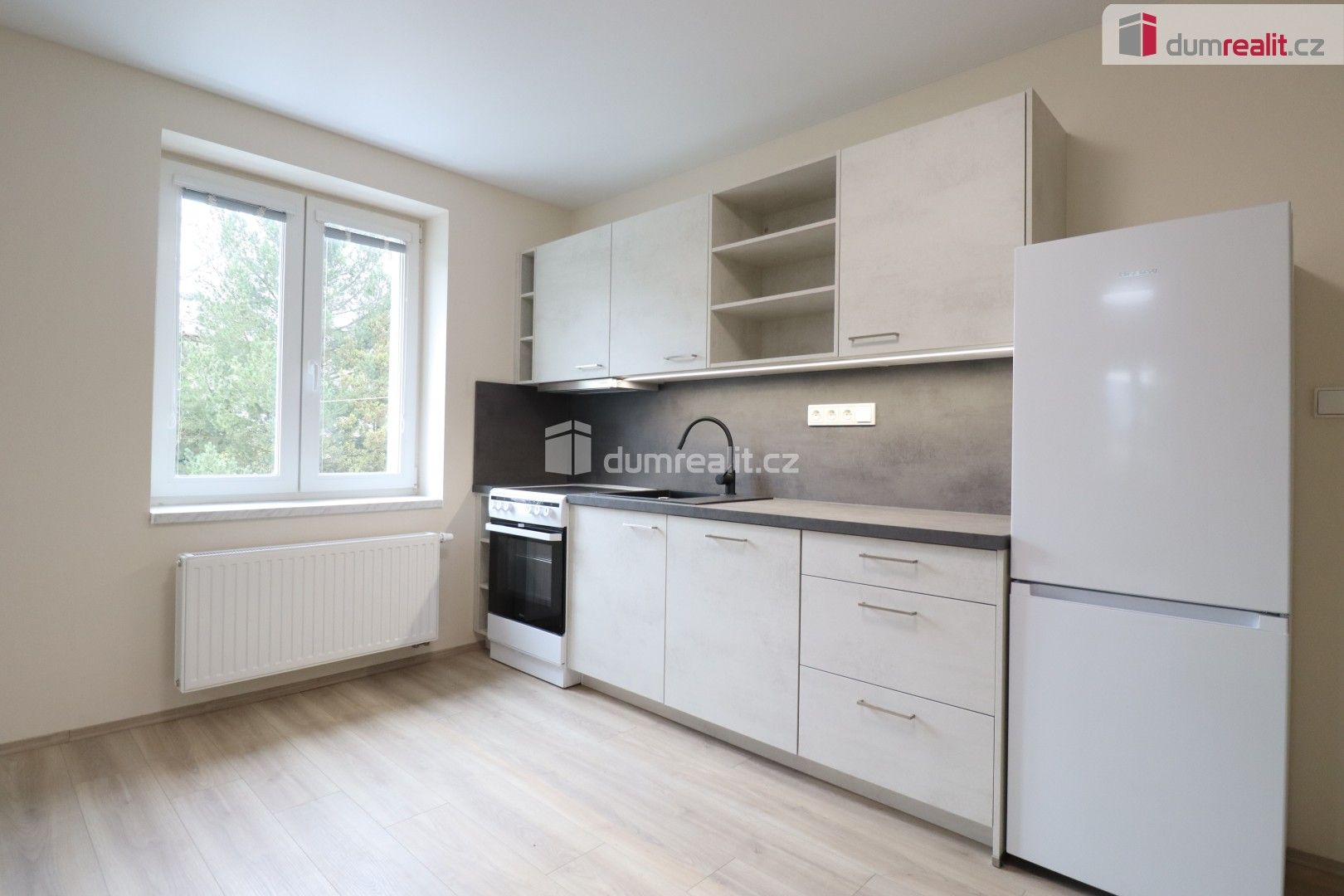 2+kk, Májová, Dalovice, 51 m² - 1