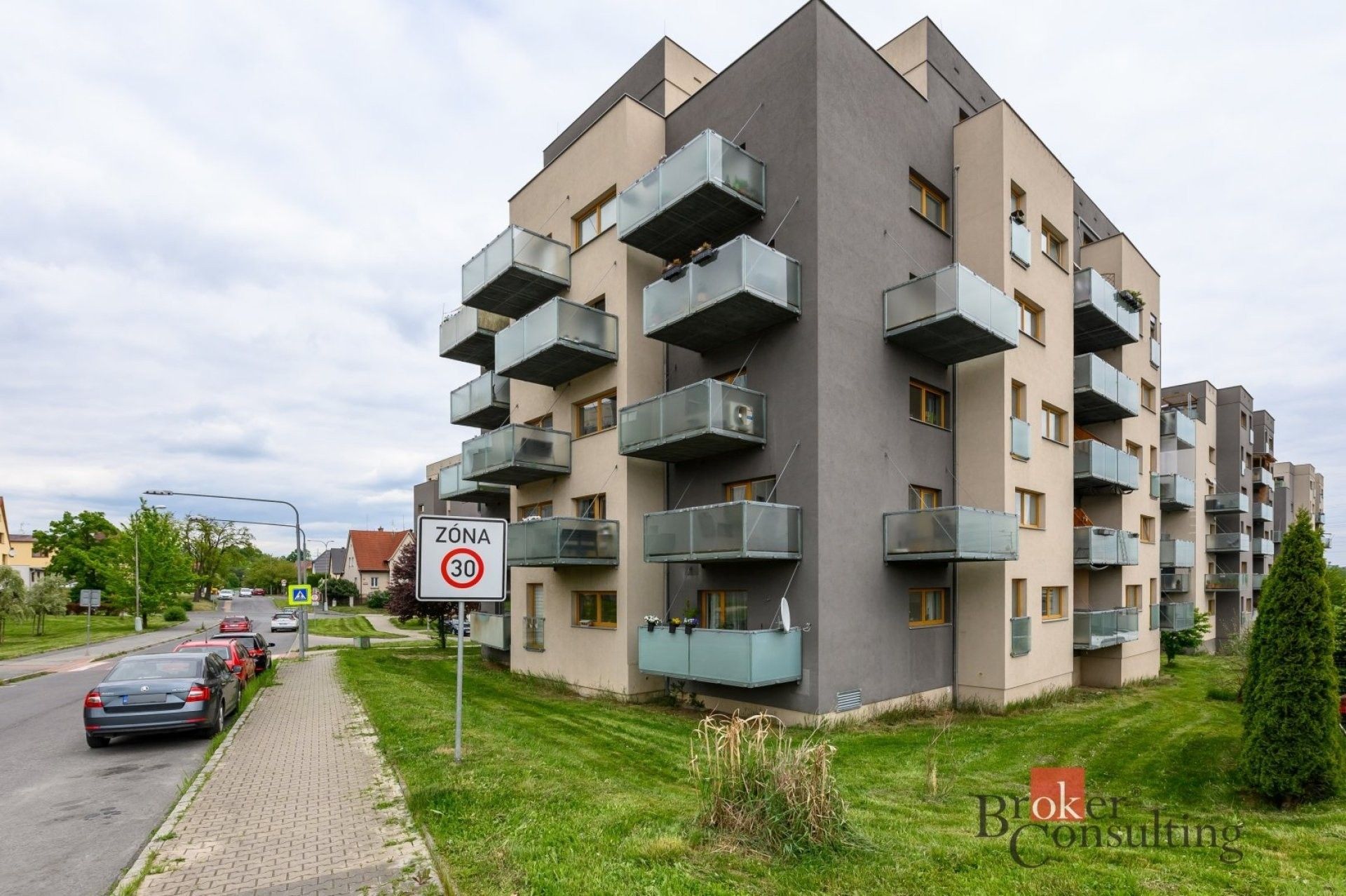 2+kk, U Velkého rybníka, Plzeň, 59 m² - 1