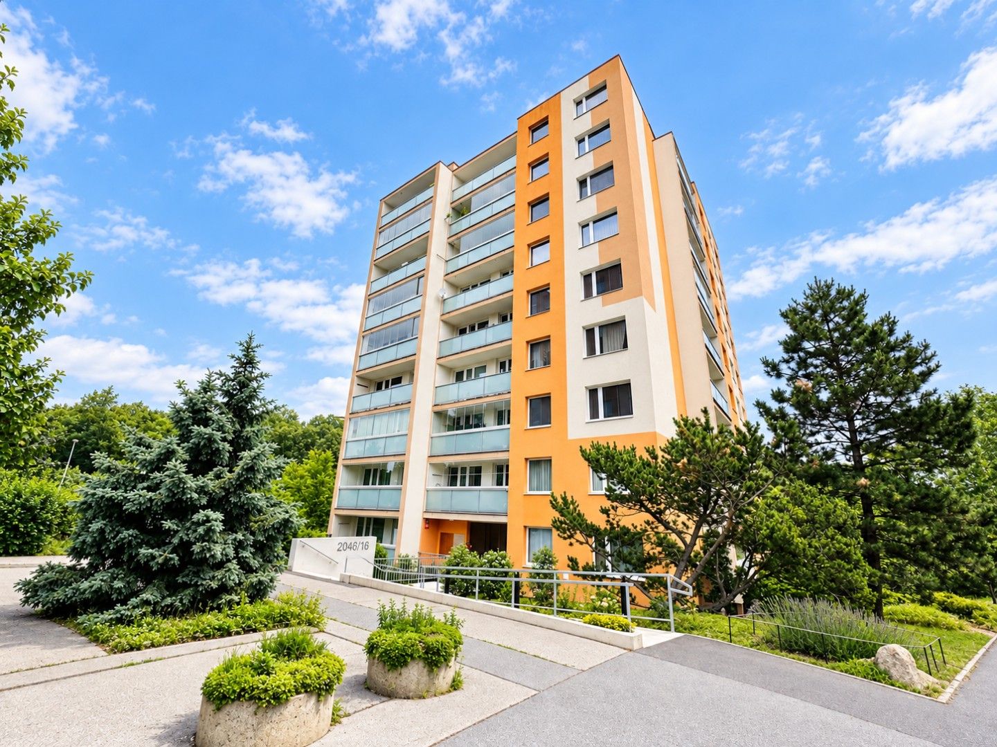 3+kk, Rozšířená, Praha, 62 m² - 1