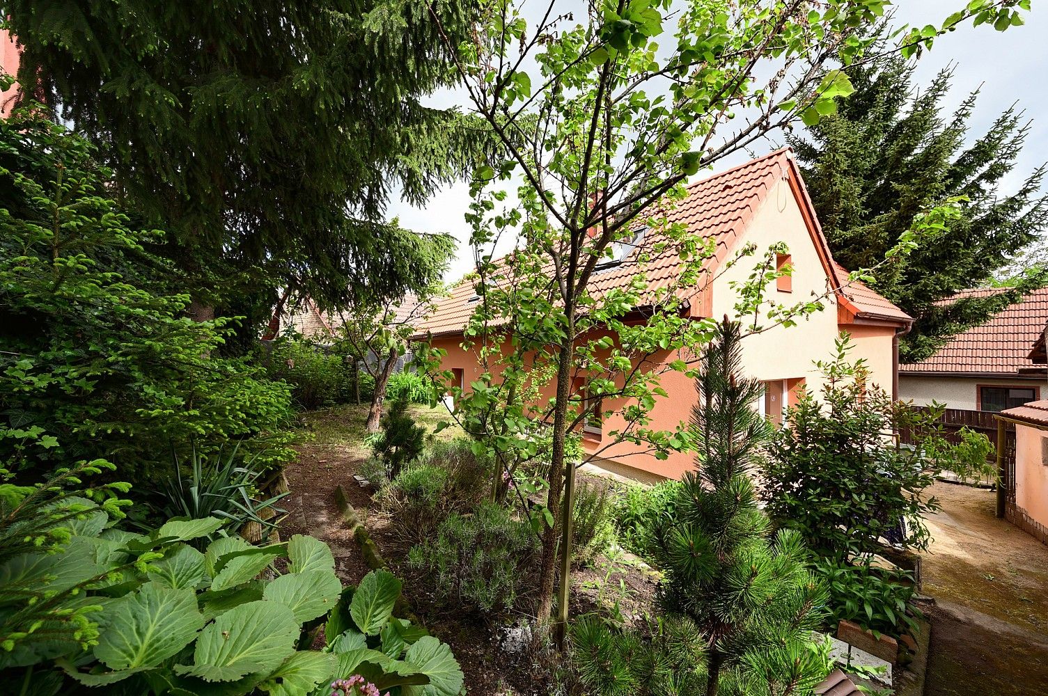Rodinné domy, Nelahozeves - Lešany, okres Mělník, Středočeský kraj, 123 m² - 1