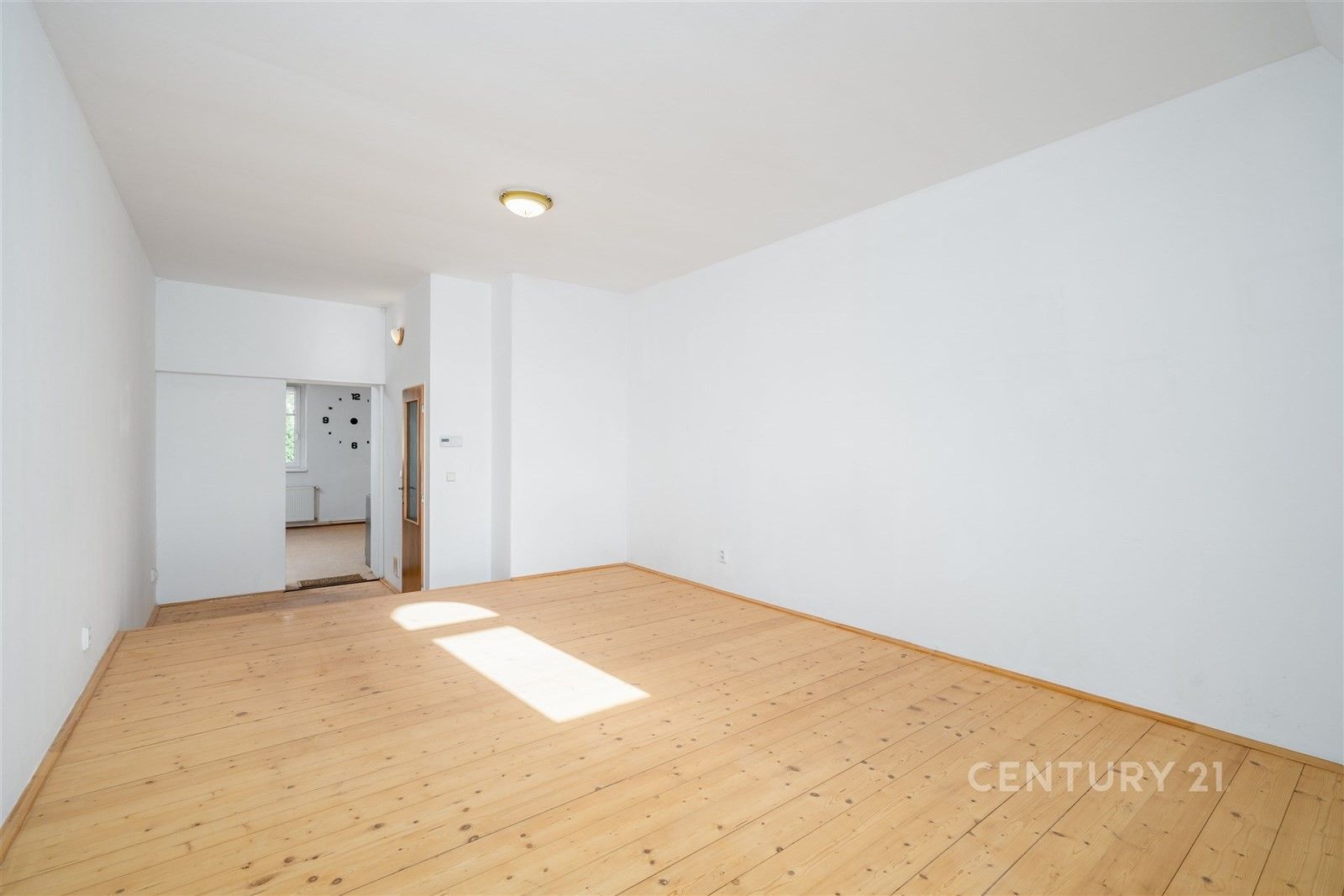 Pronájem byt 2+kk - J. z Poděbrad 677, Děčín VI-Letná, 53 m² - 5