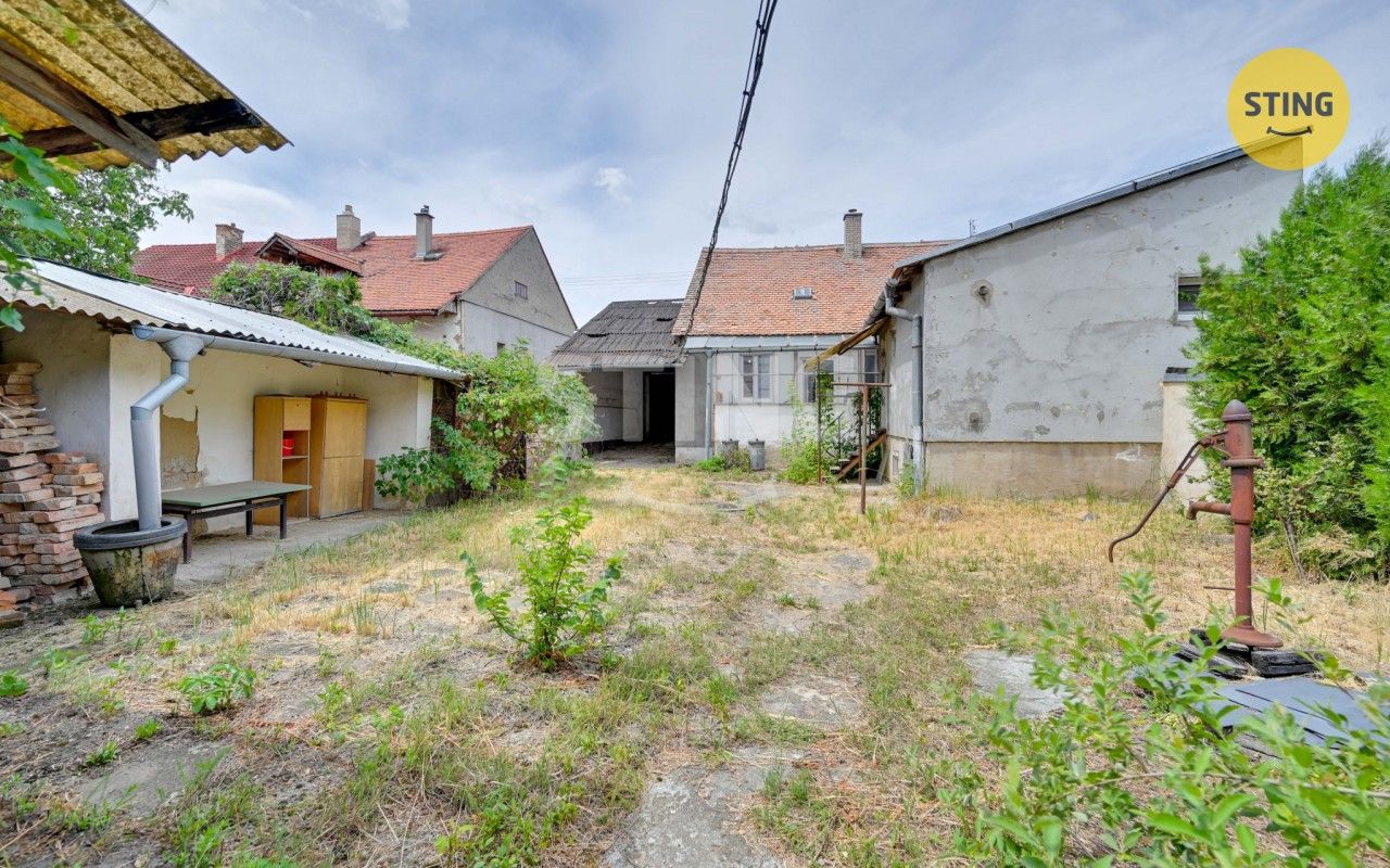 Prodej rodinný dům - Hevlín, 138 m² - 5