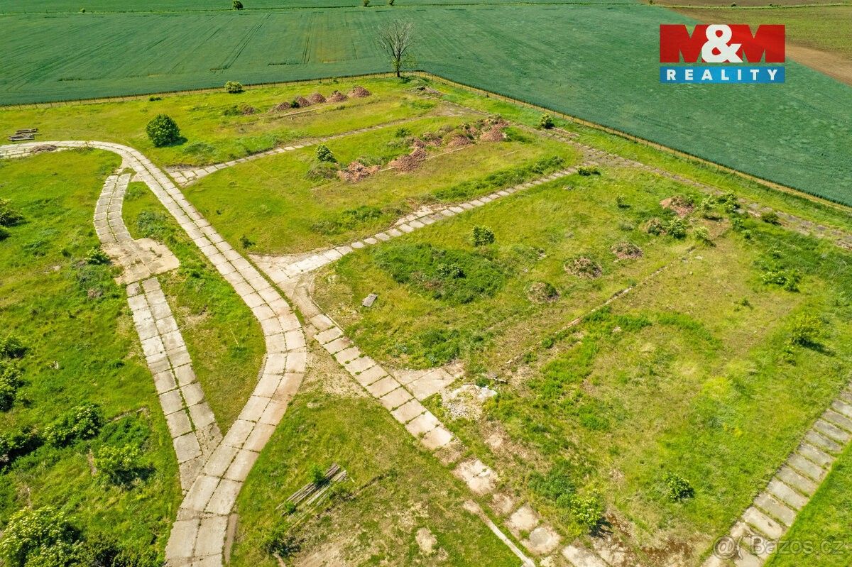 Prodej pozemek pro bydlení - Drnholec, 691 83