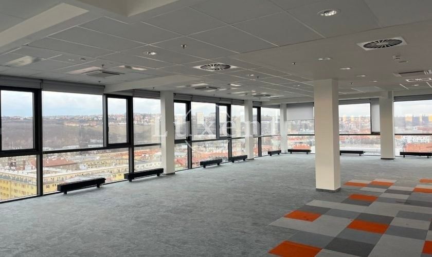 Kanceláře, Českomoravská  , Praha, 300 m²