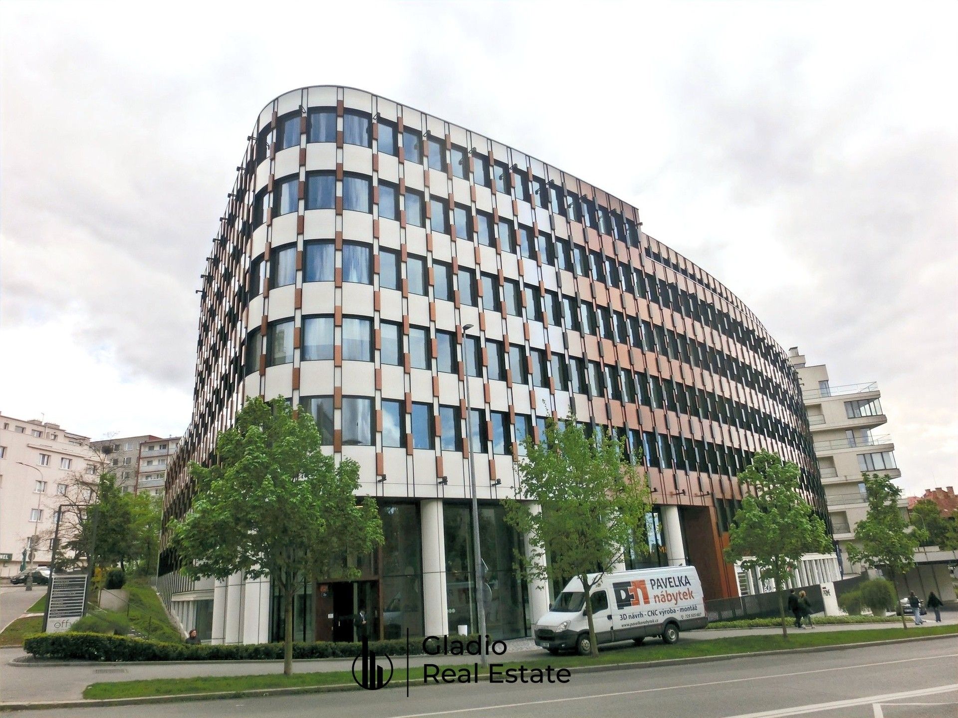 Pronájem kancelář - Lomnického, Praha, 28 m²