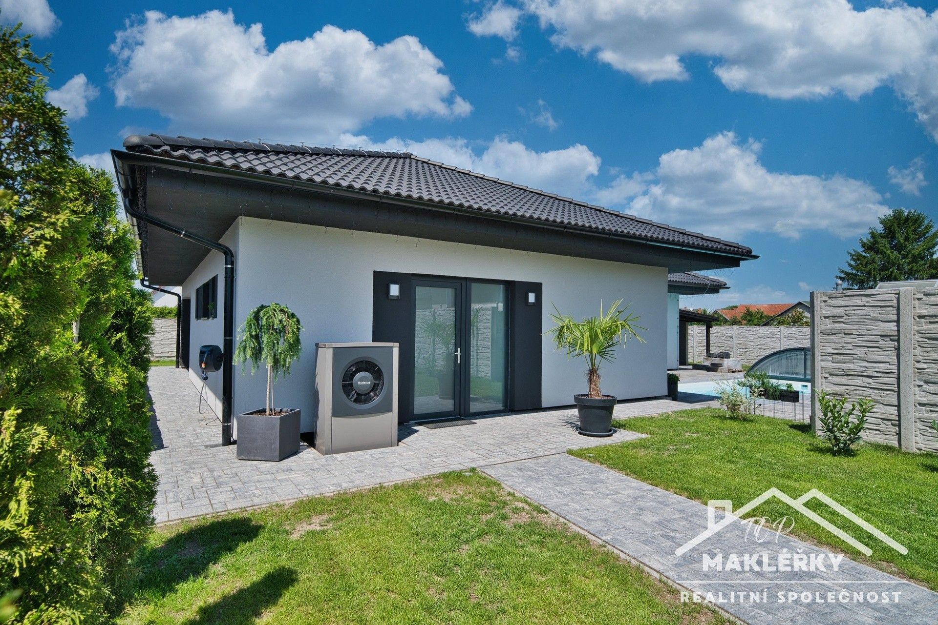 Rodinné domy, Volárna, 150 m²