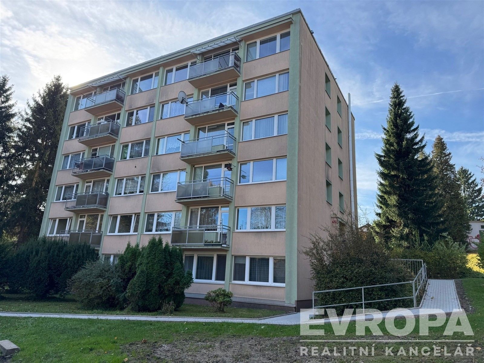 3+1, U Mlékárny, Liberec, 725 m²