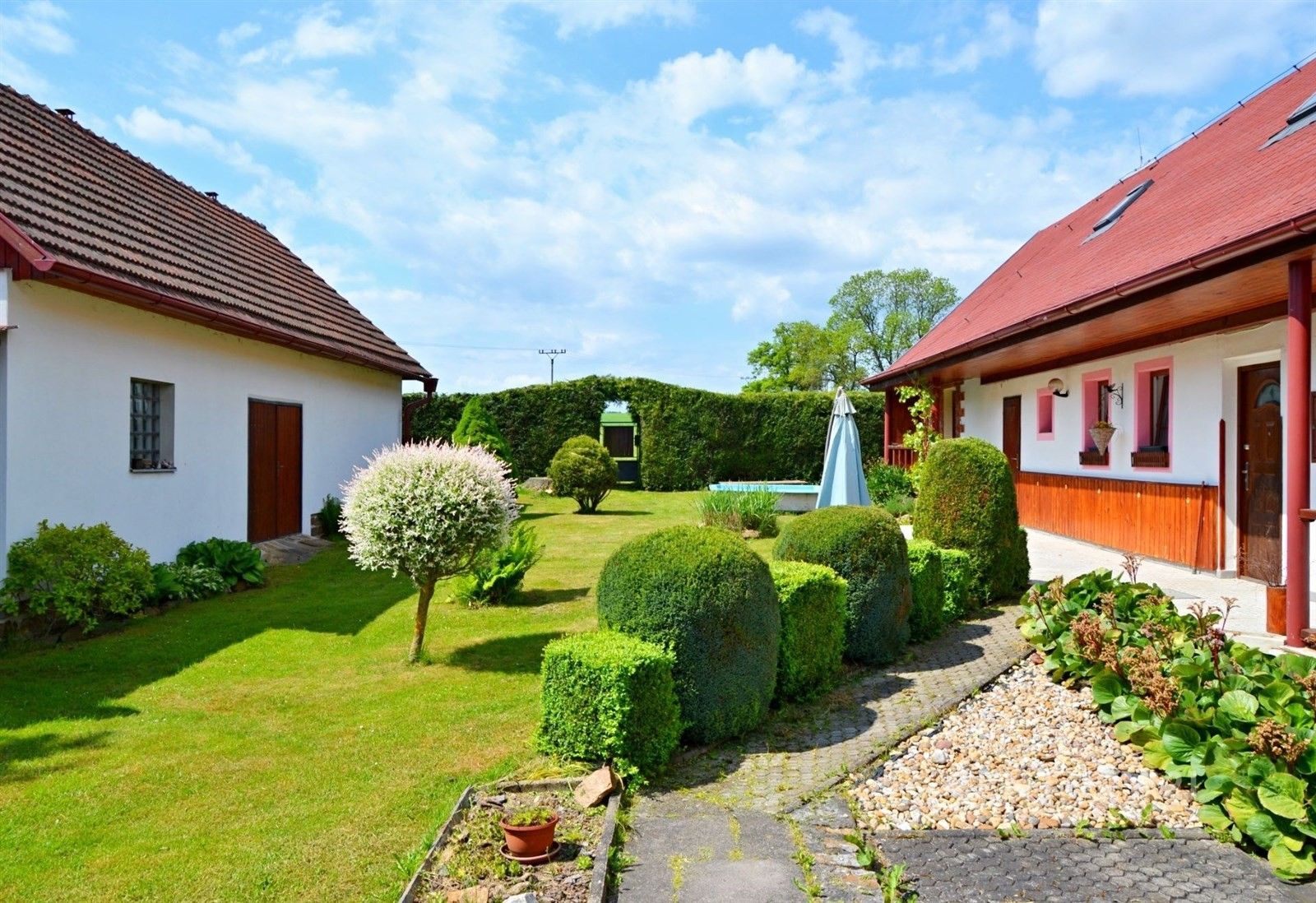 Prodej rodinný dům - Litohošť, 325 m²