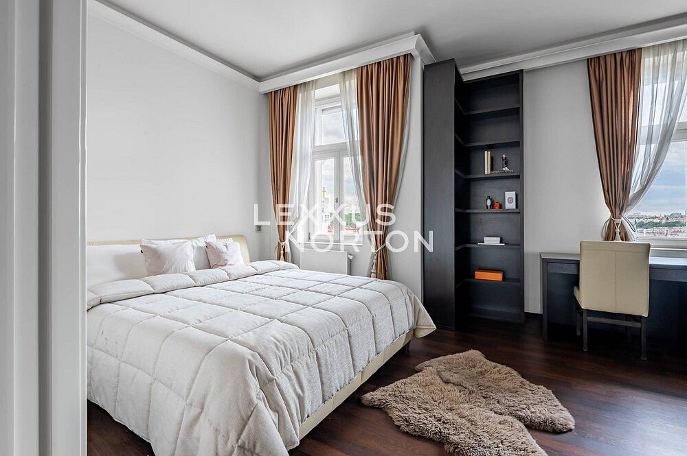 Prodej byt 4+kk - Praha - Vršovice, okres Praha 10, Hlavní město Praha, 185 m² - 5