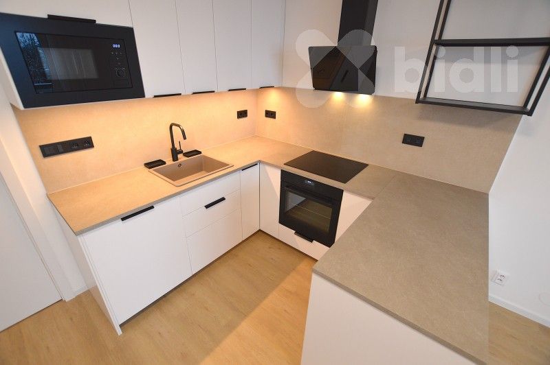 3+kk, Bolívarova, Praha, 62 m²