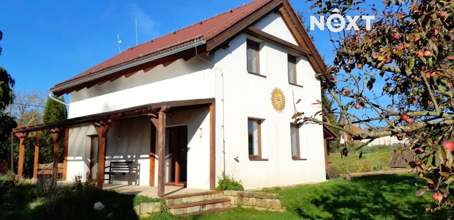 Prodej rodinný dům - Holín, 145 m²