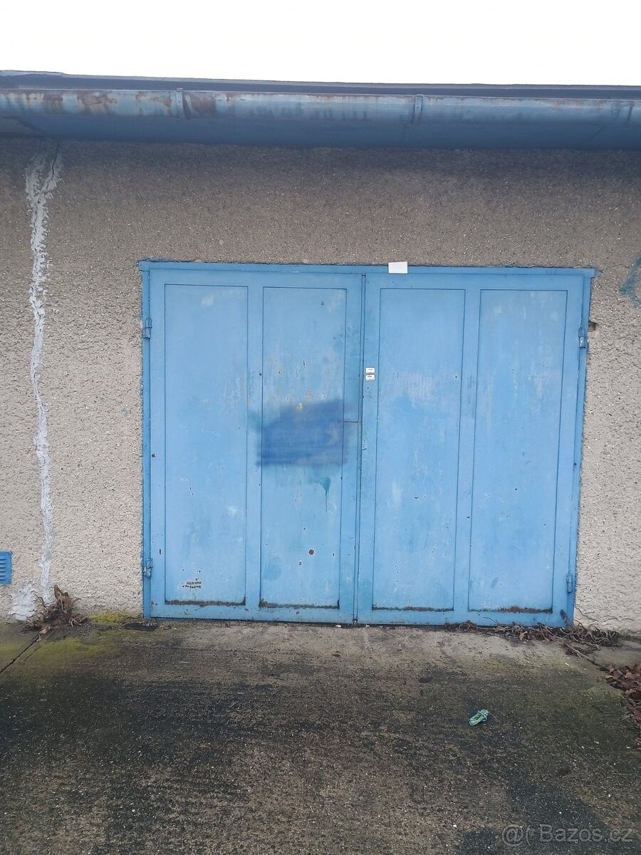 Garáže, Karviná, 735 03