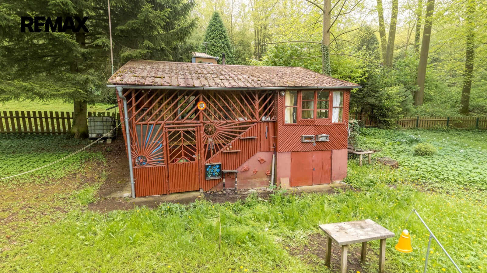 Chaty, Pnětluky, 35 m² - 1