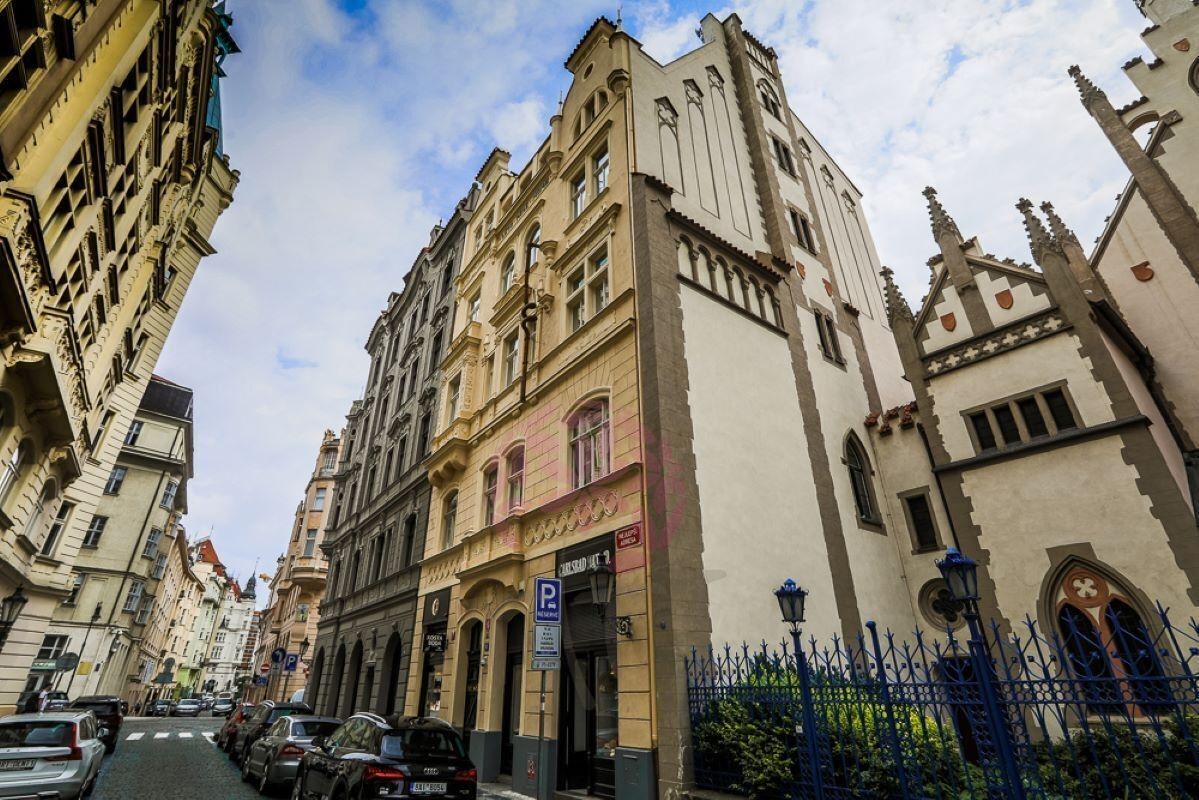 Pronájem obchodní prostory - Maiselova, Praha, 65 m²