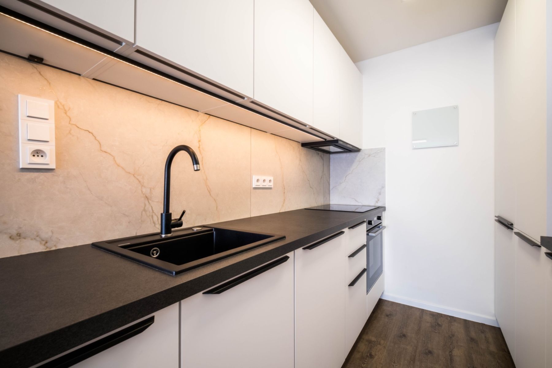 Prodej byt 2+kk - Veronské náměstí, Praha - Horní Měcholupy, 44 m² - 5